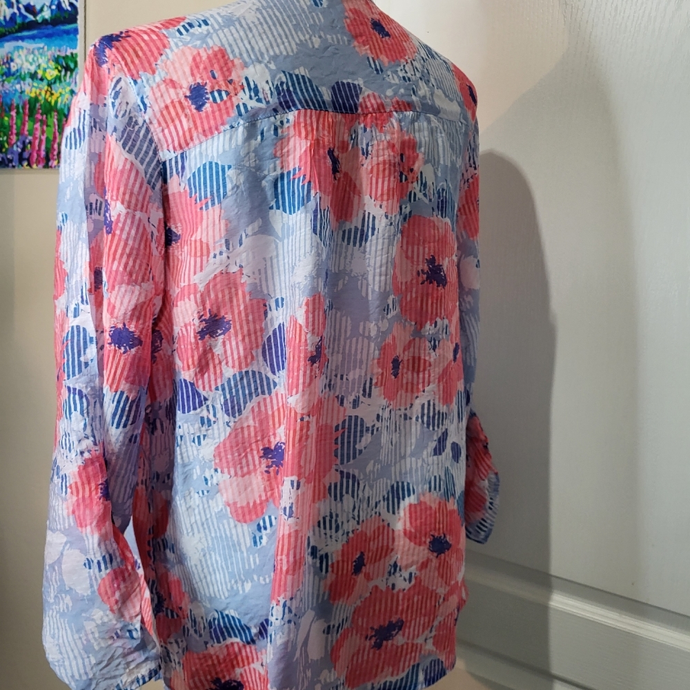 Ruby Rd. Floral Buttons Down Top Blouse - Picture 5 of 10